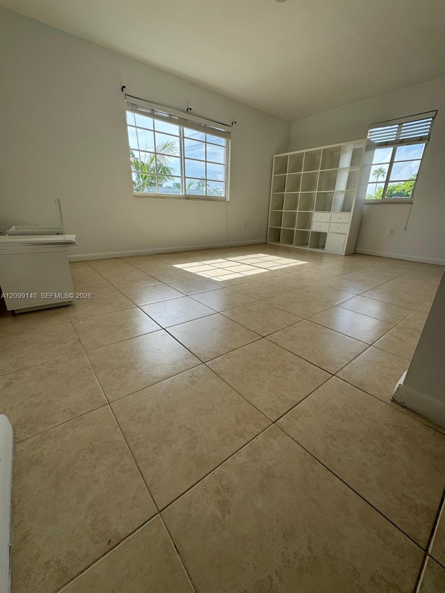 7130 Rue Versailles 11 Property Photo 4