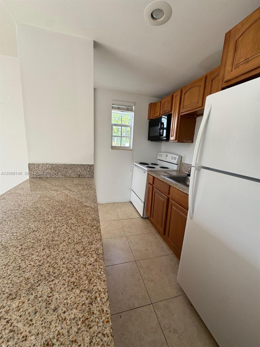 7130 Rue Versailles 11 Property Photo 6