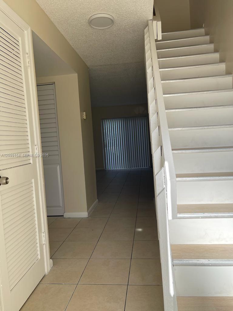 958 Sw 74th Avenue Property Photo 9
