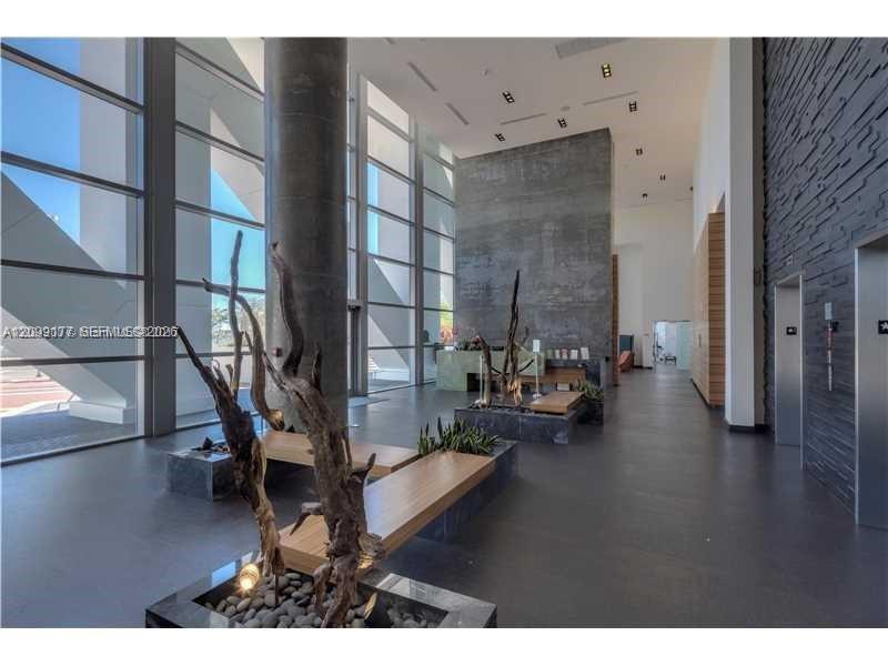 888 Biscayne Boulevard 3703 Property Photo 23