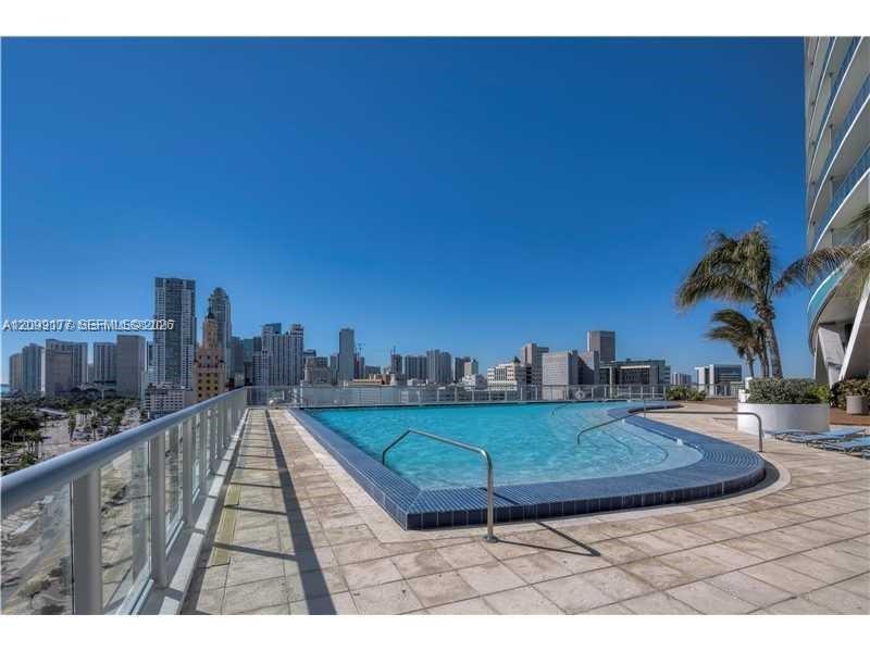 888 Biscayne Boulevard 3703 Property Photo 24