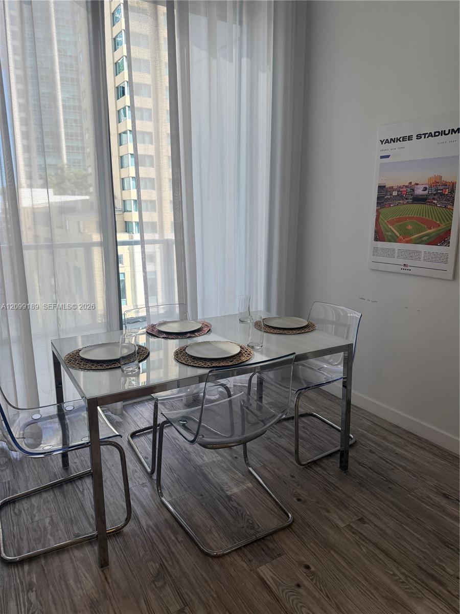 1060 Brickell Avenue 811 Property Photo 6