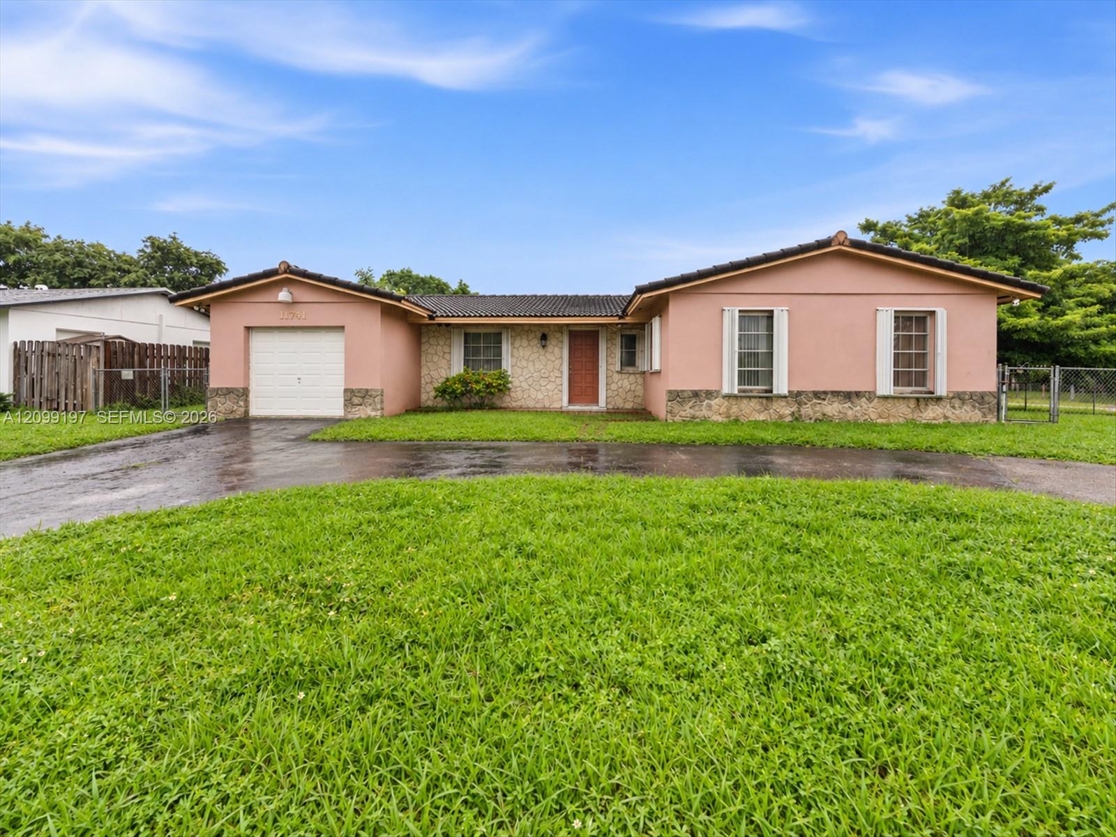 11741 Sw 122nd Avenue Property Photo 1