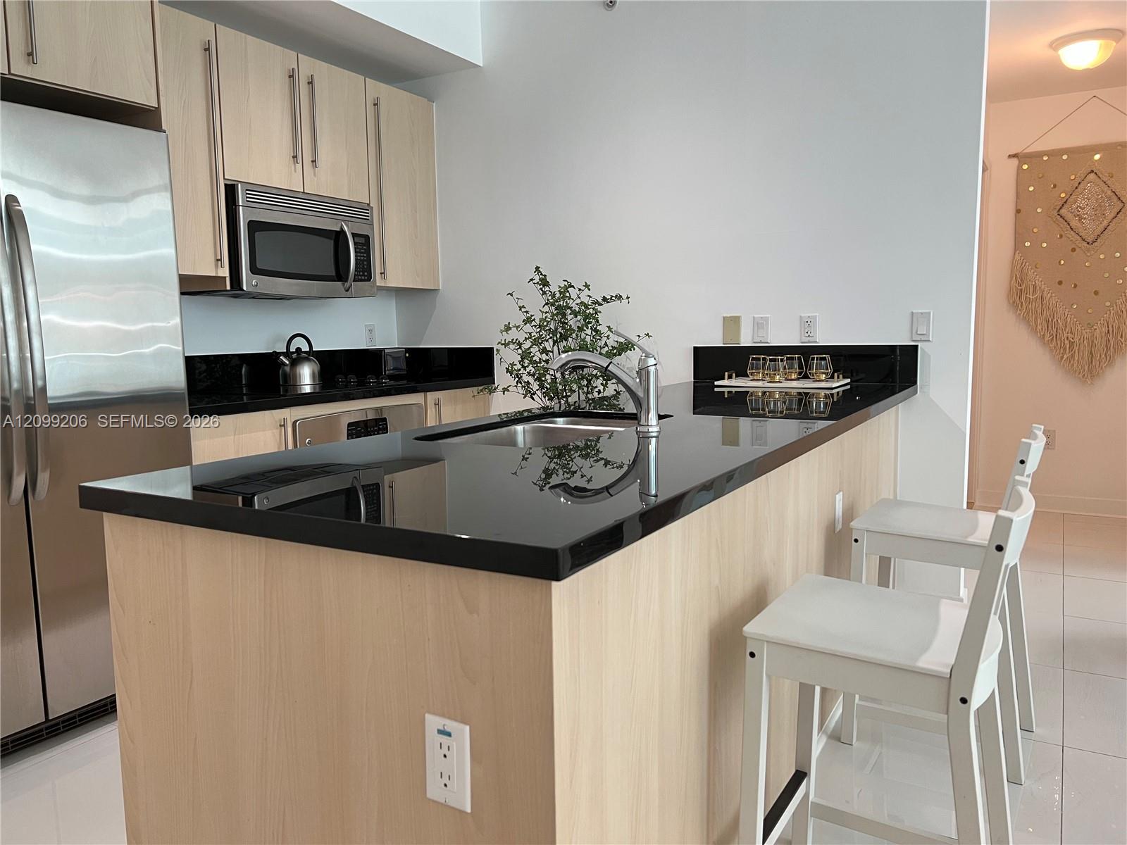 1111 Sw 1st Avenue 2915-n Property Photo 4