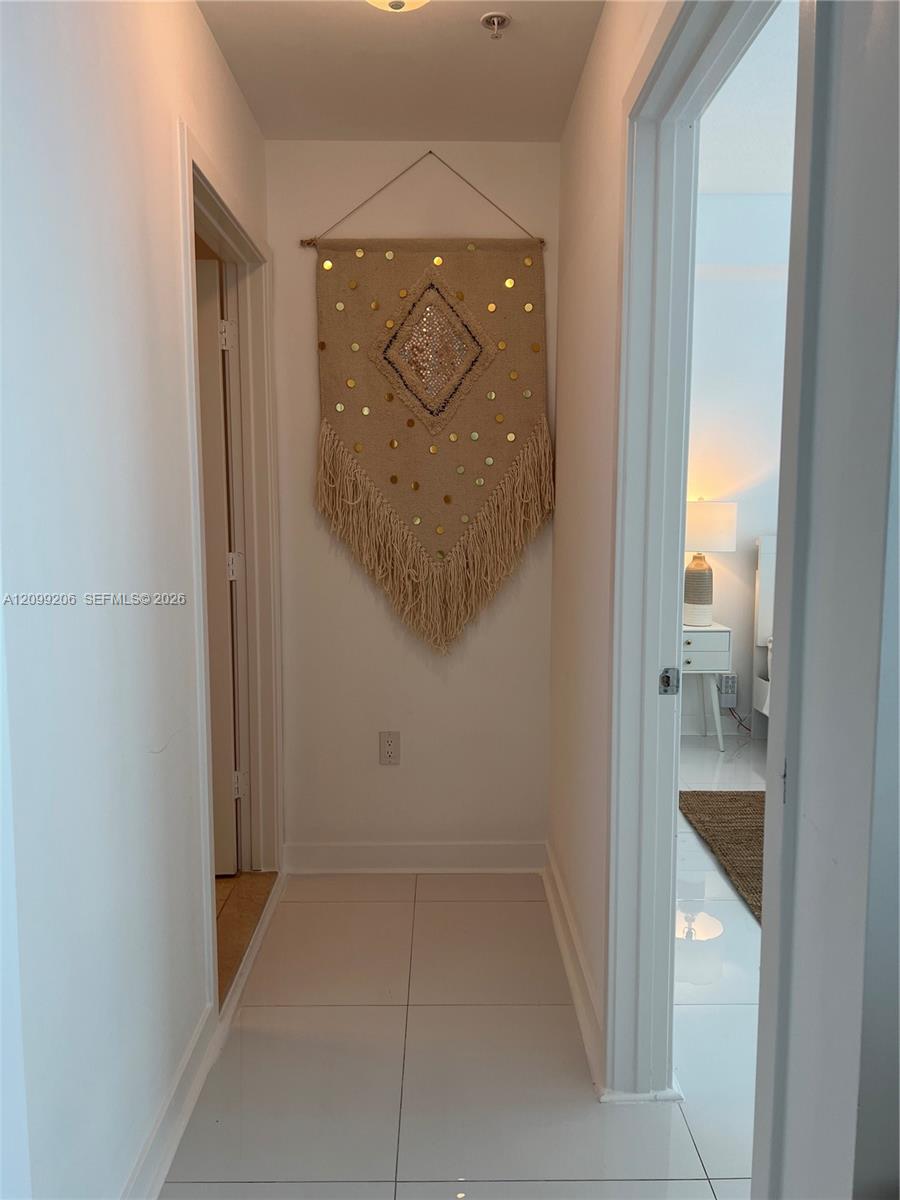 1111 Sw 1st Avenue 2915-n Property Photo 10