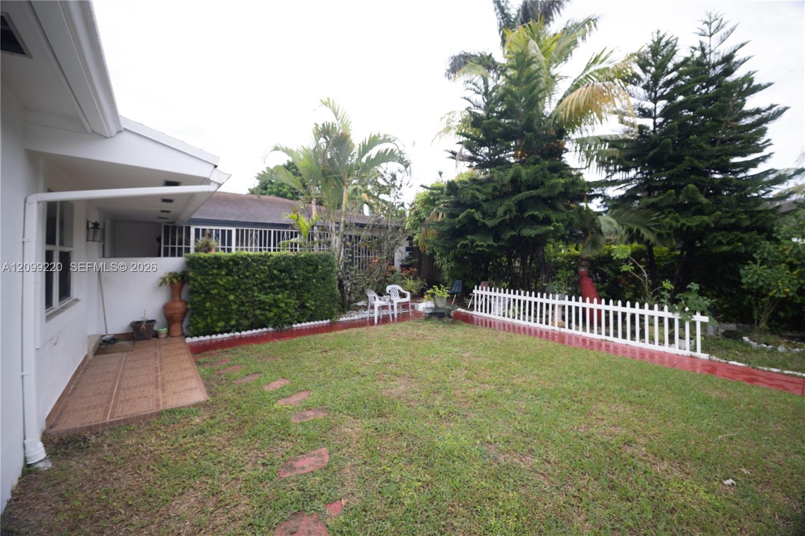 19533 Sw 103 Court Property Photo 27