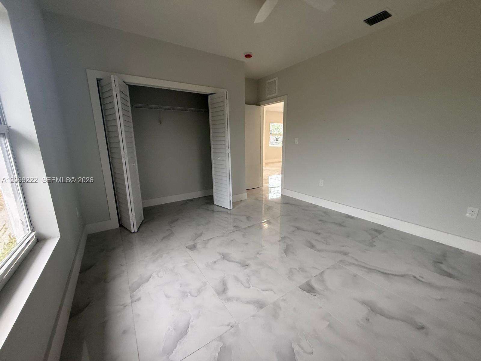 2445 Taft Street - Property Photo 8