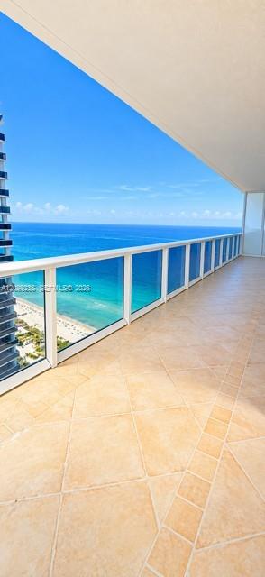 1830 S Ocean Drive 3708 Property Photo 1