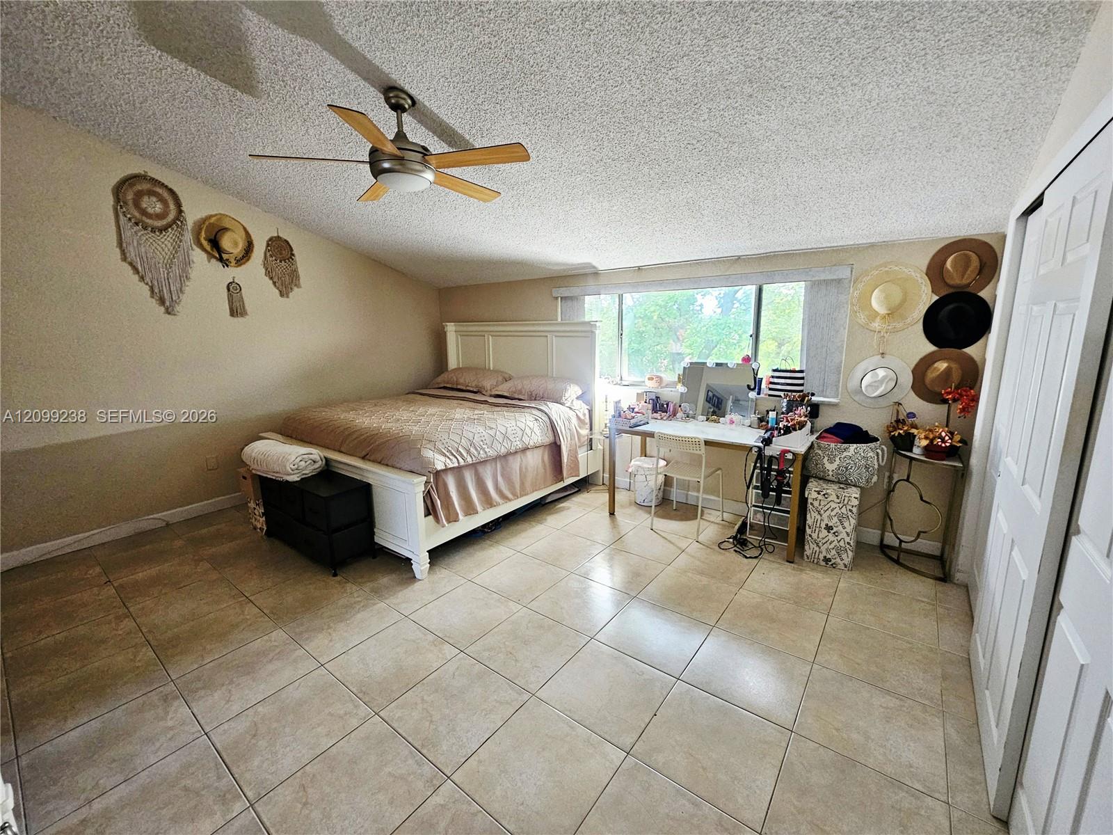 8401 W Sample Road 10 Property Photo 11