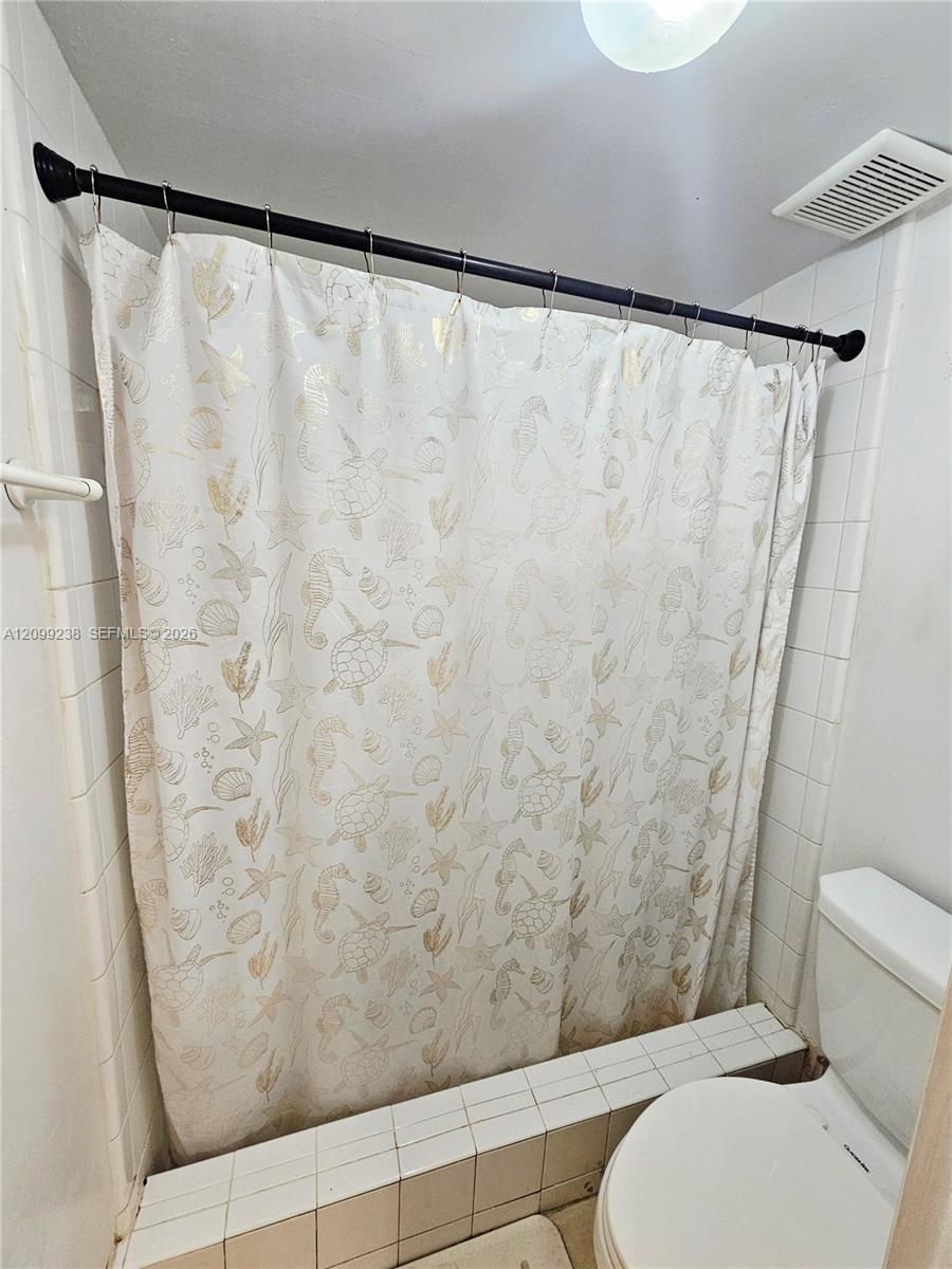 8401 W Sample Road 10 Property Photo 13