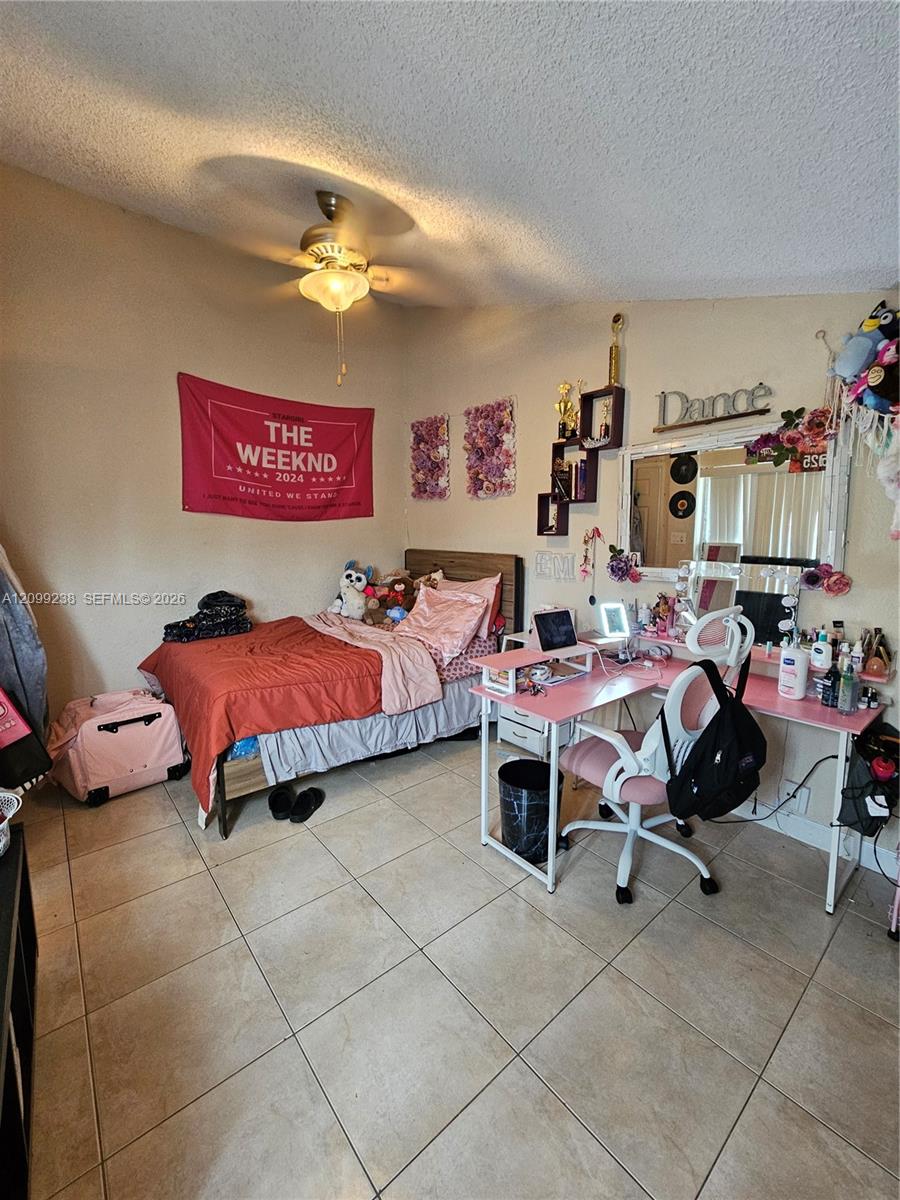 8401 W Sample Road 10 Property Photo 16