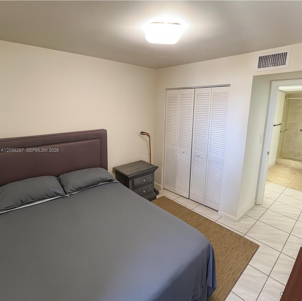 9686 Fontainebleau Boulevard 402 Property Photo 3