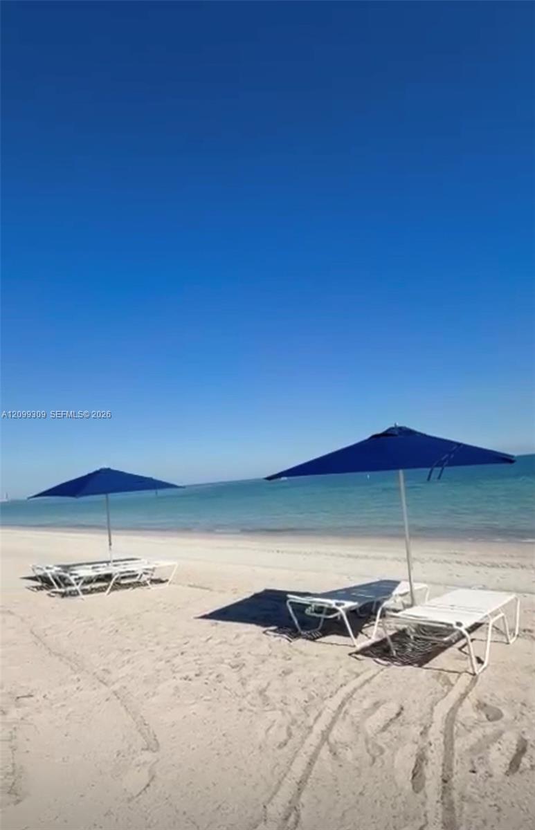 607 Ocean Drive 4K Property Photo 1