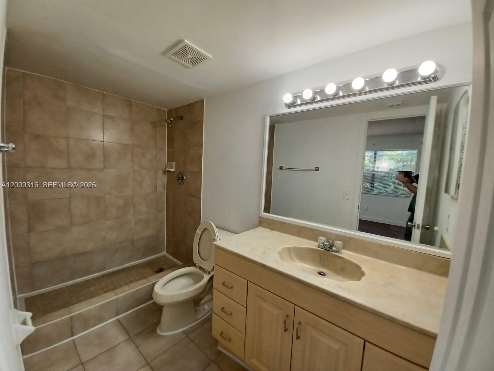11120 Royal Palm Boulevard 4-10 Property Photo 10