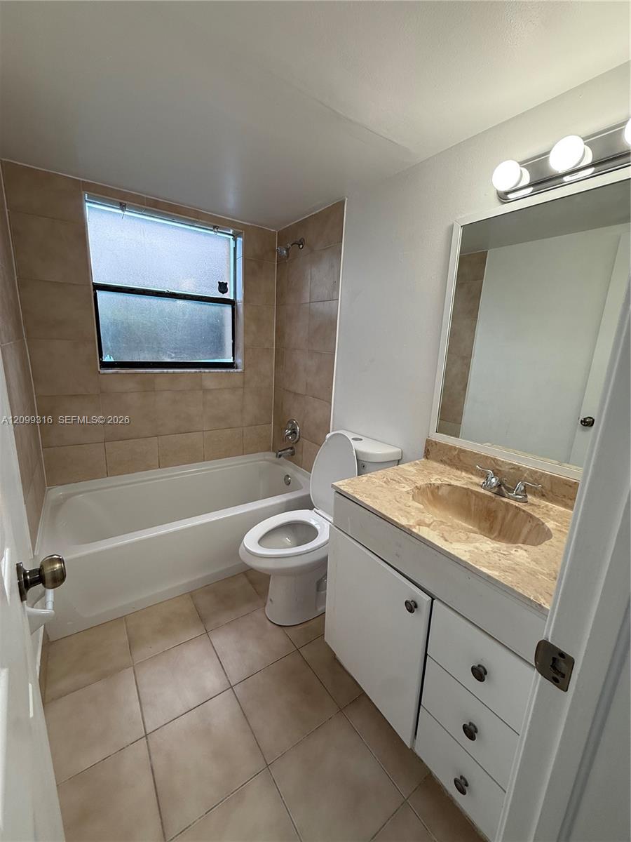 11120 Royal Palm Boulevard 4-10 Property Photo 16