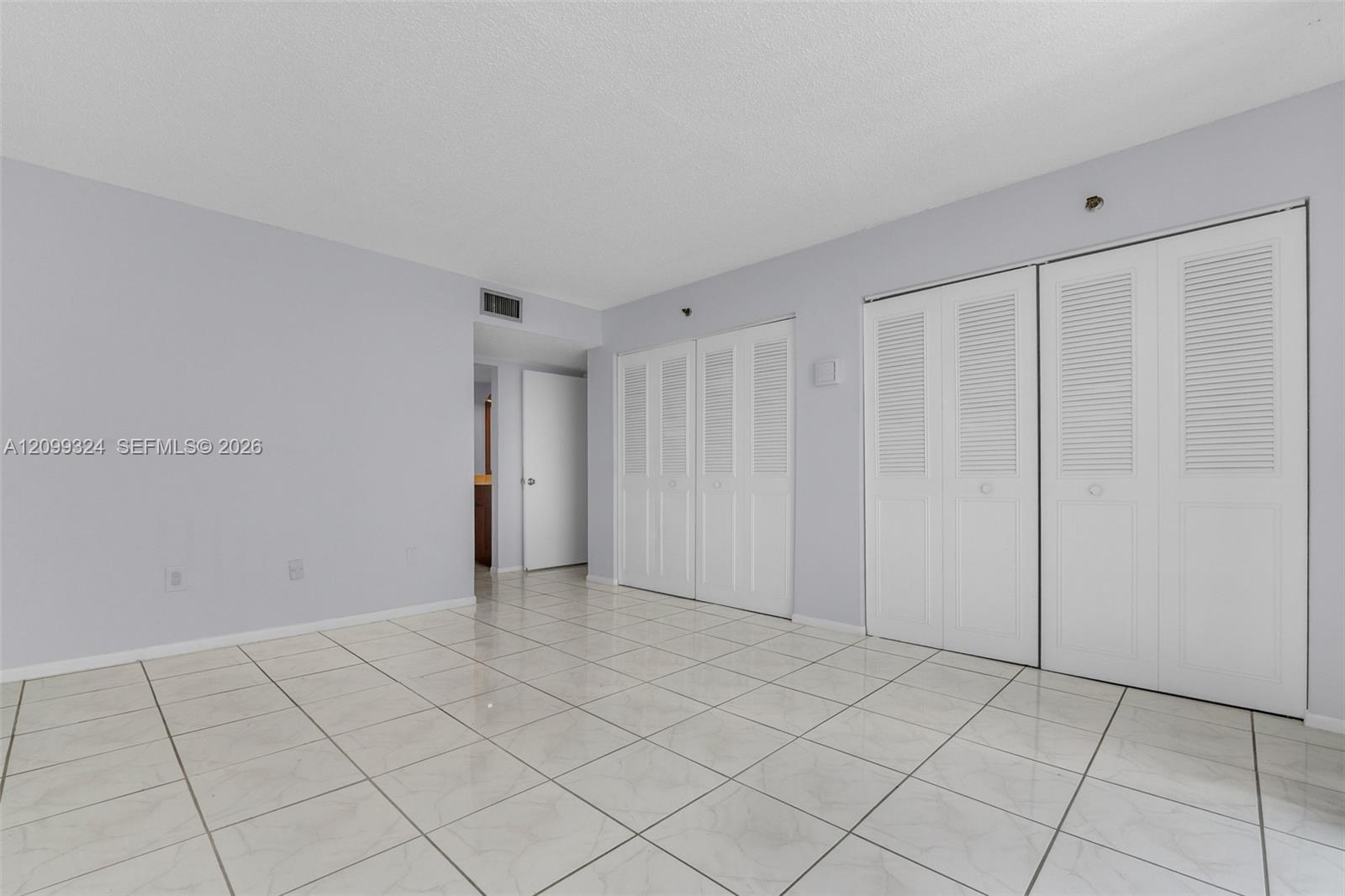 6830 Indian Creek Drive 6d Property Photo 10