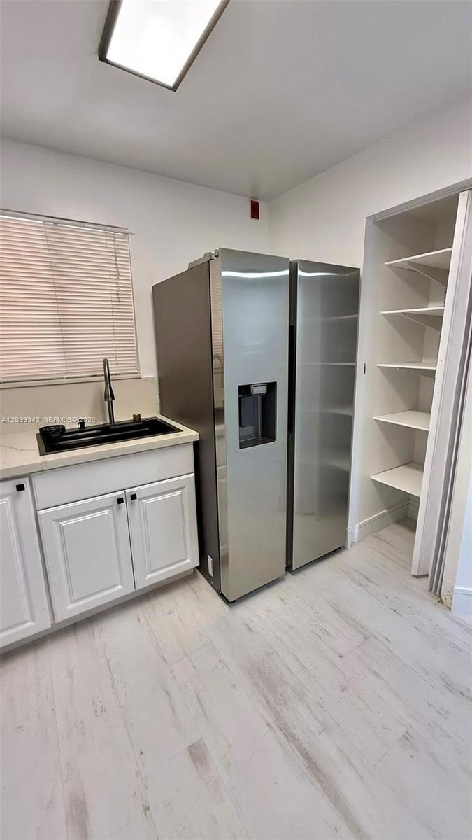 A12099342 Property Photo 8