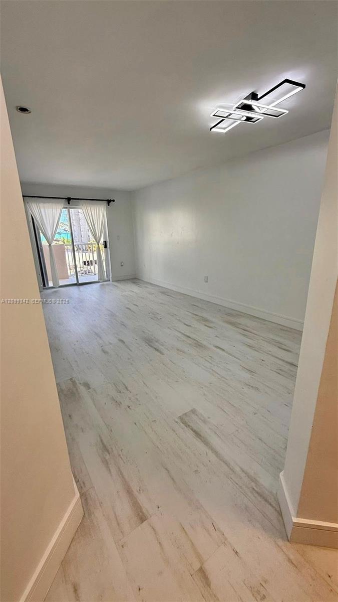 A12099342 Property Photo 9