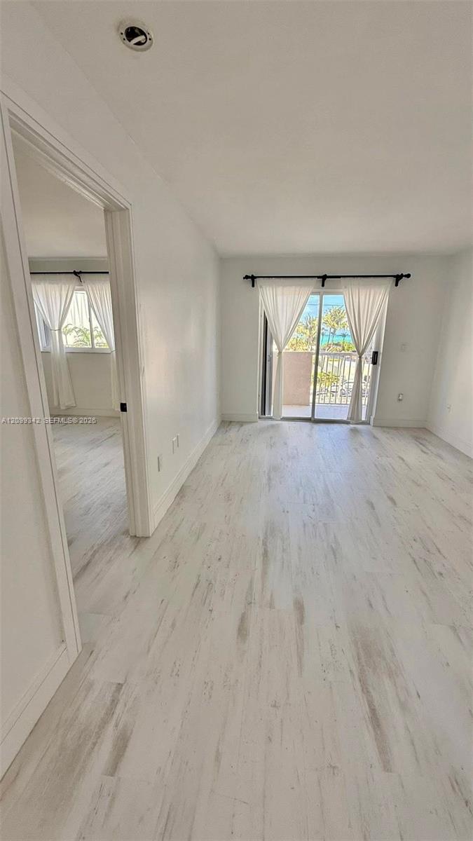 A12099342 Property Photo 10