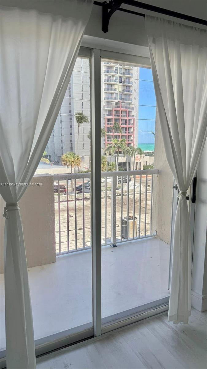 A12099342 Property Photo 11