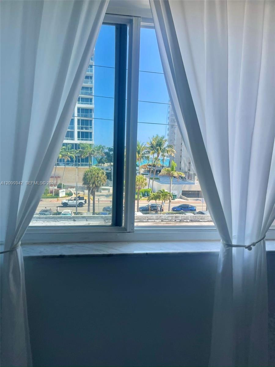 A12099342 Property Photo 13
