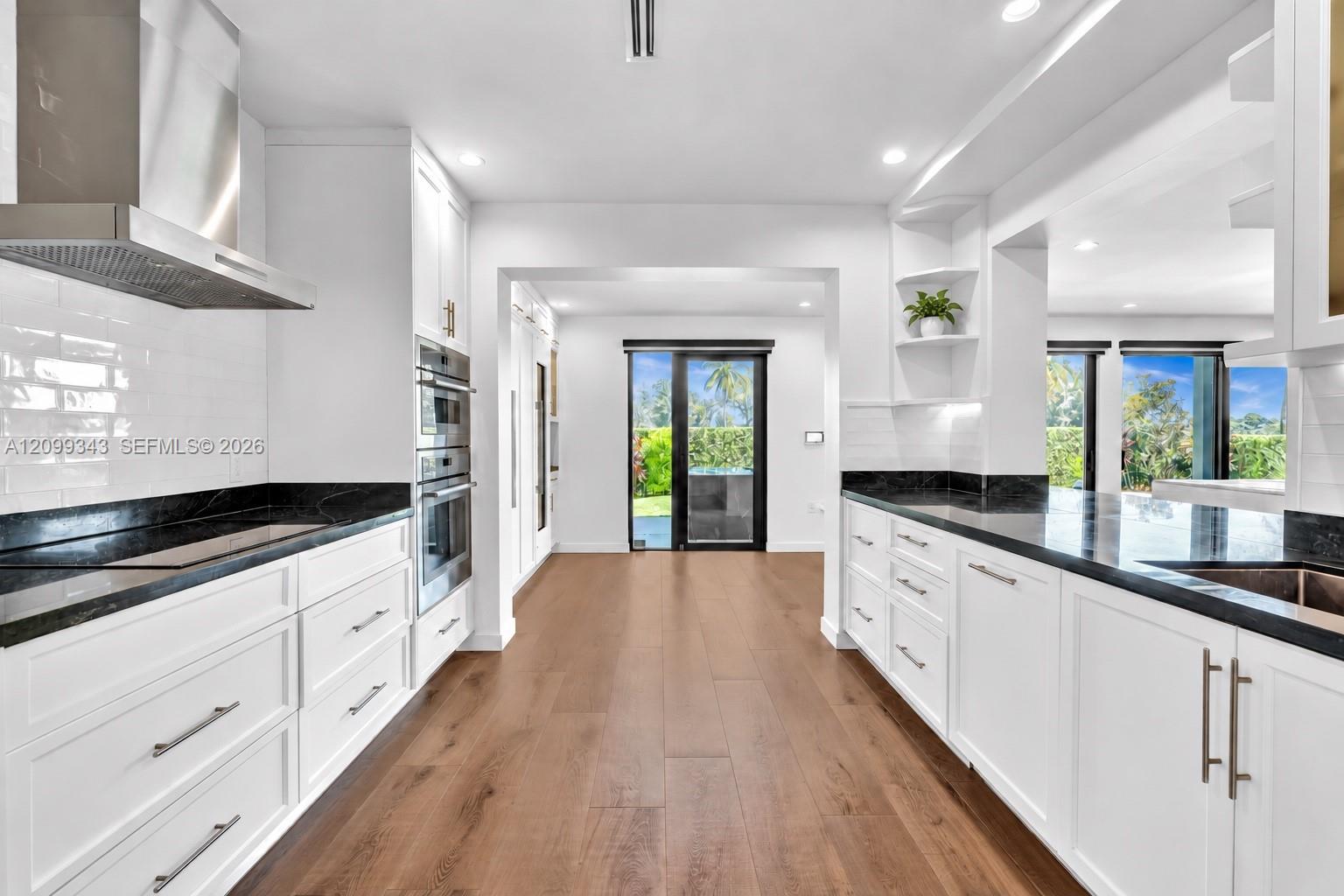 797 S Shore Drive Property Photo 9