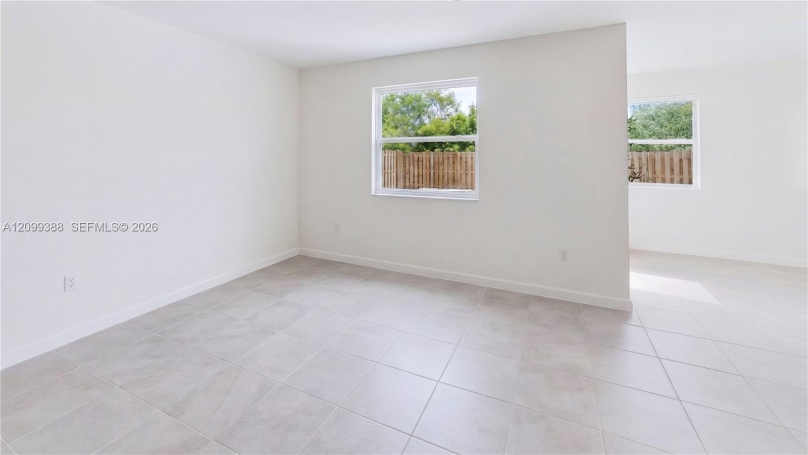2208 Se 30th Street Property Photo 14