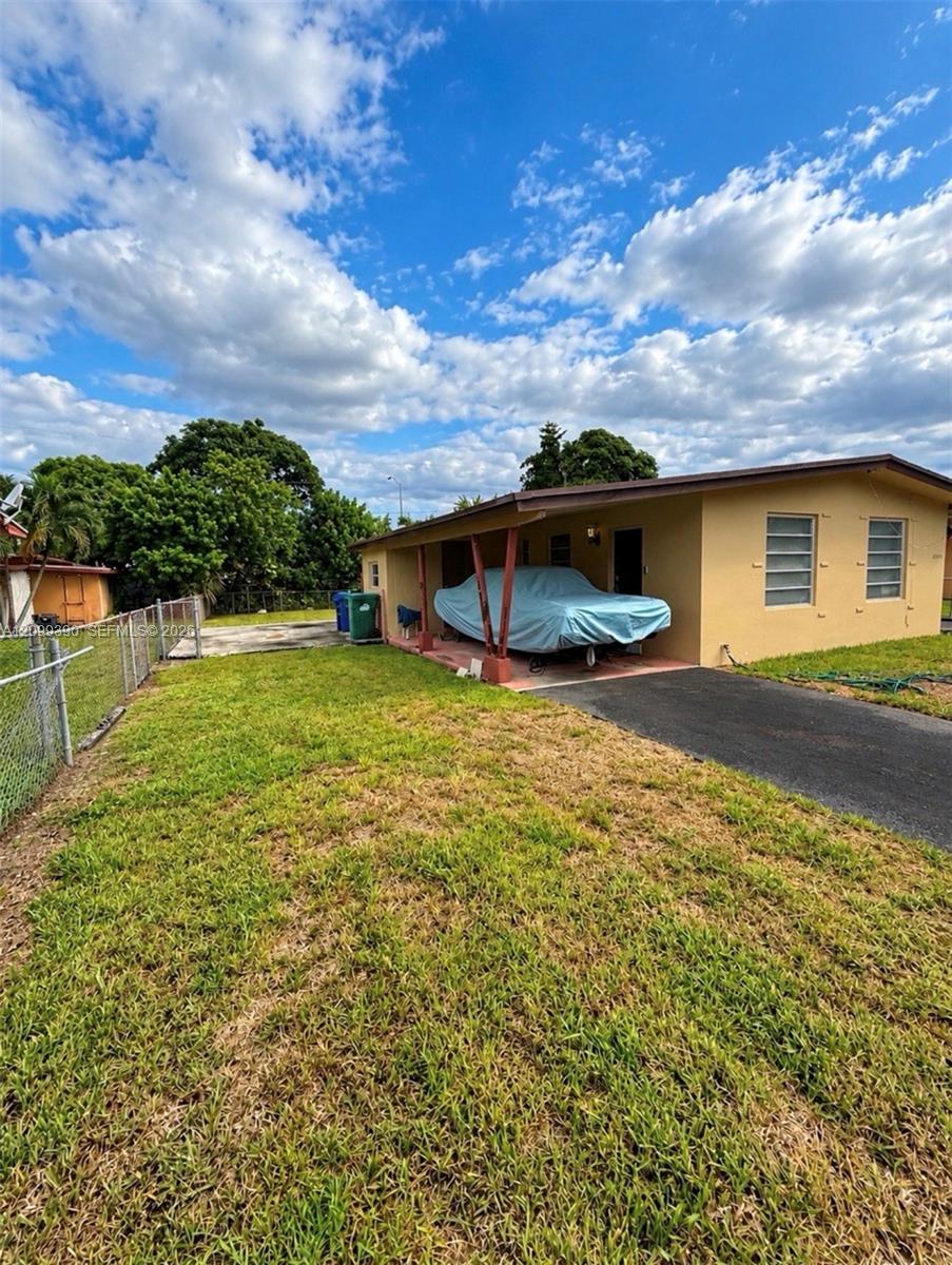 3271 Nw 182nd Street Property Photo 1