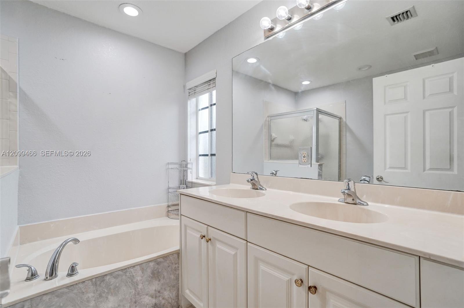 1309 Lucaya Drive Property Photo 15
