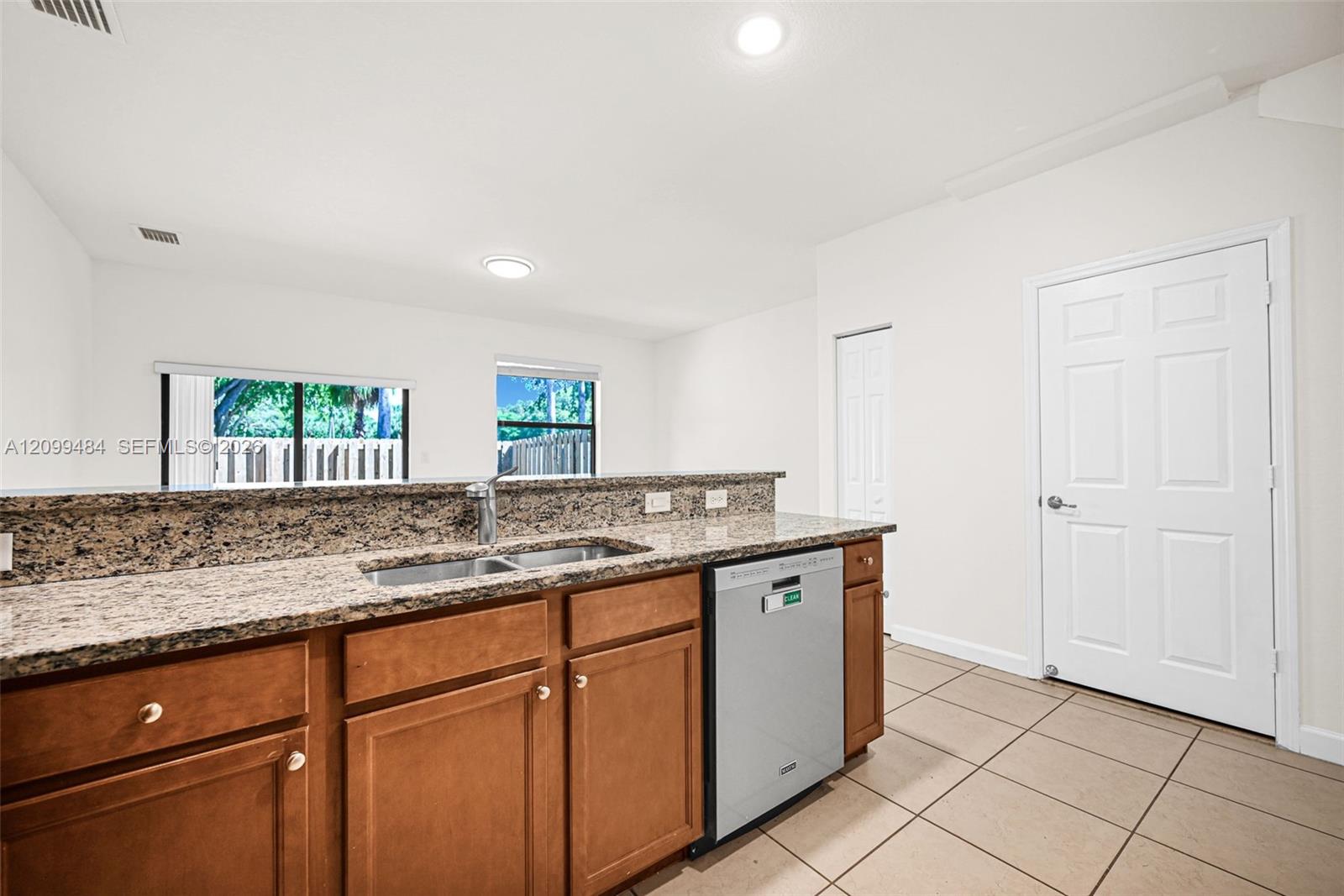 A12099484 Property Photo 13