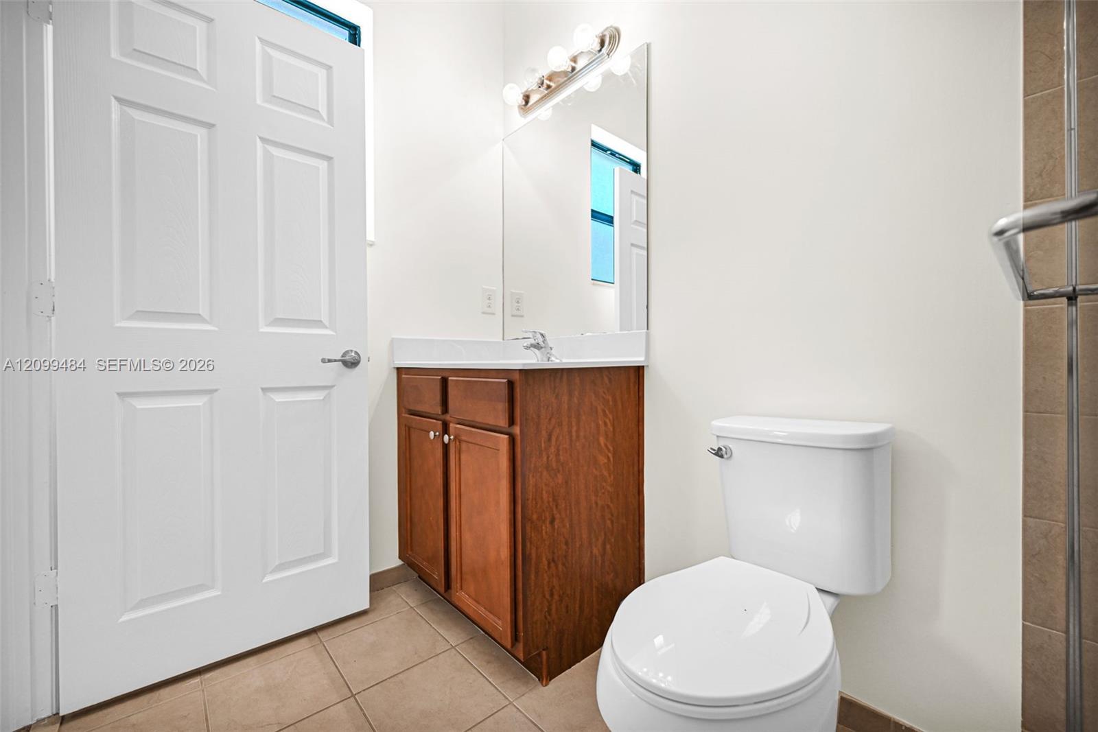 A12099484 Property Photo 30