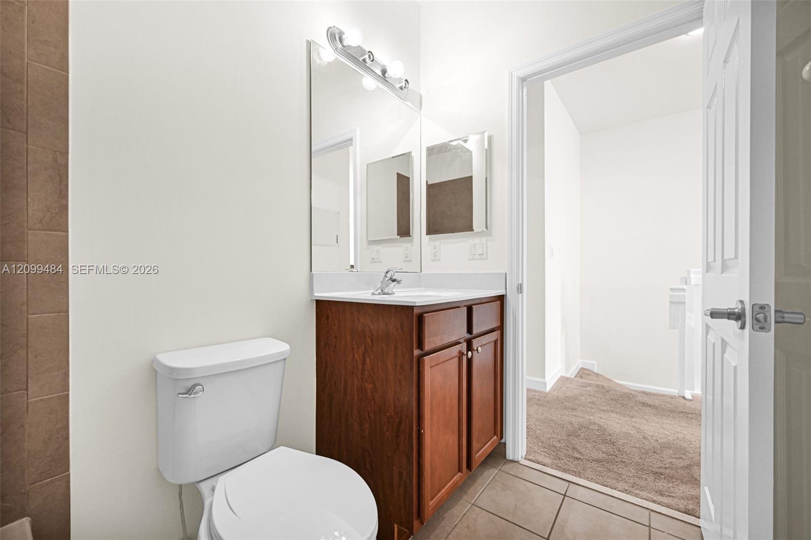 A12099484 Property Photo 40