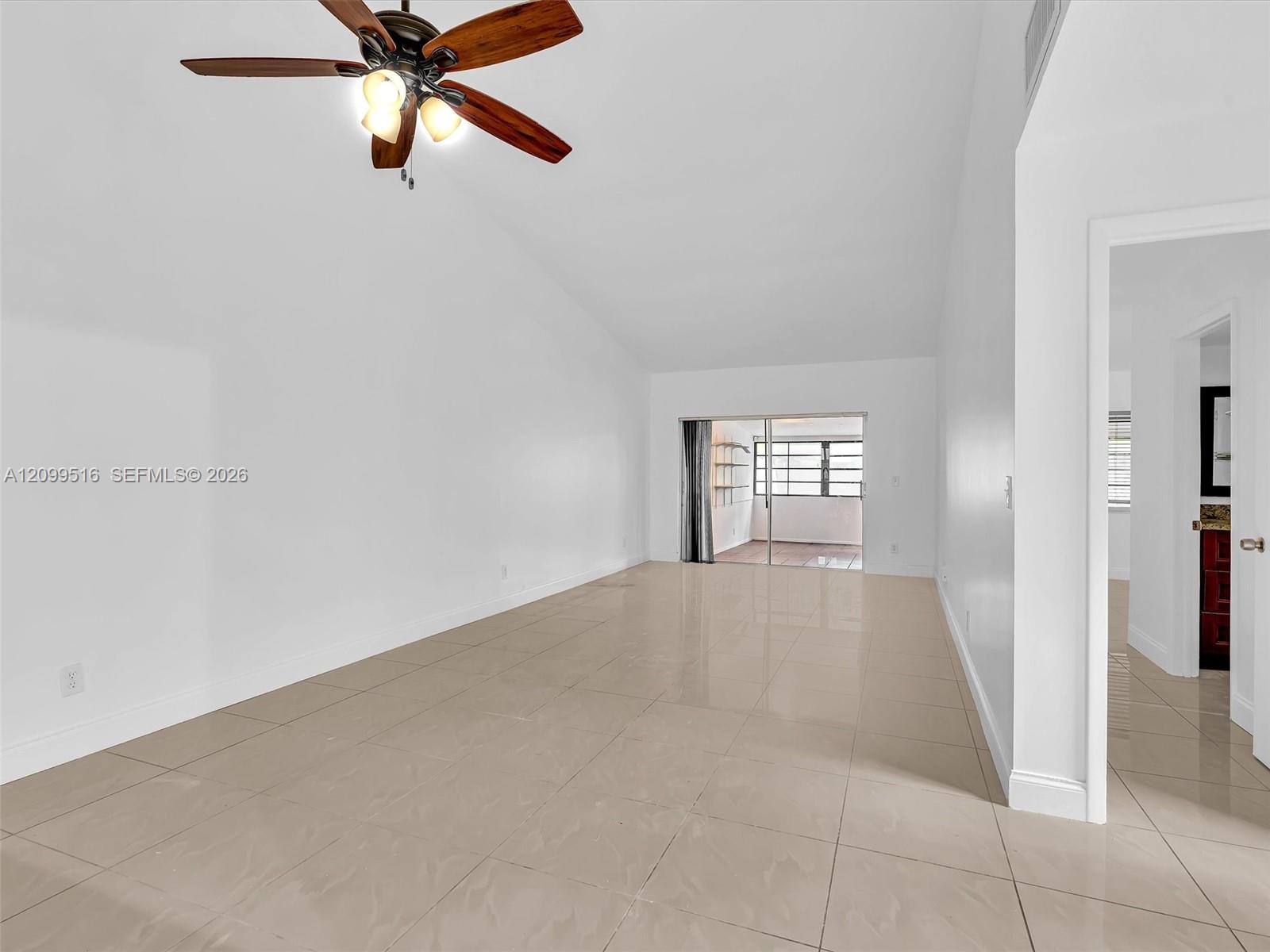 2408 N 35th Avenue 2408 Property Photo 4