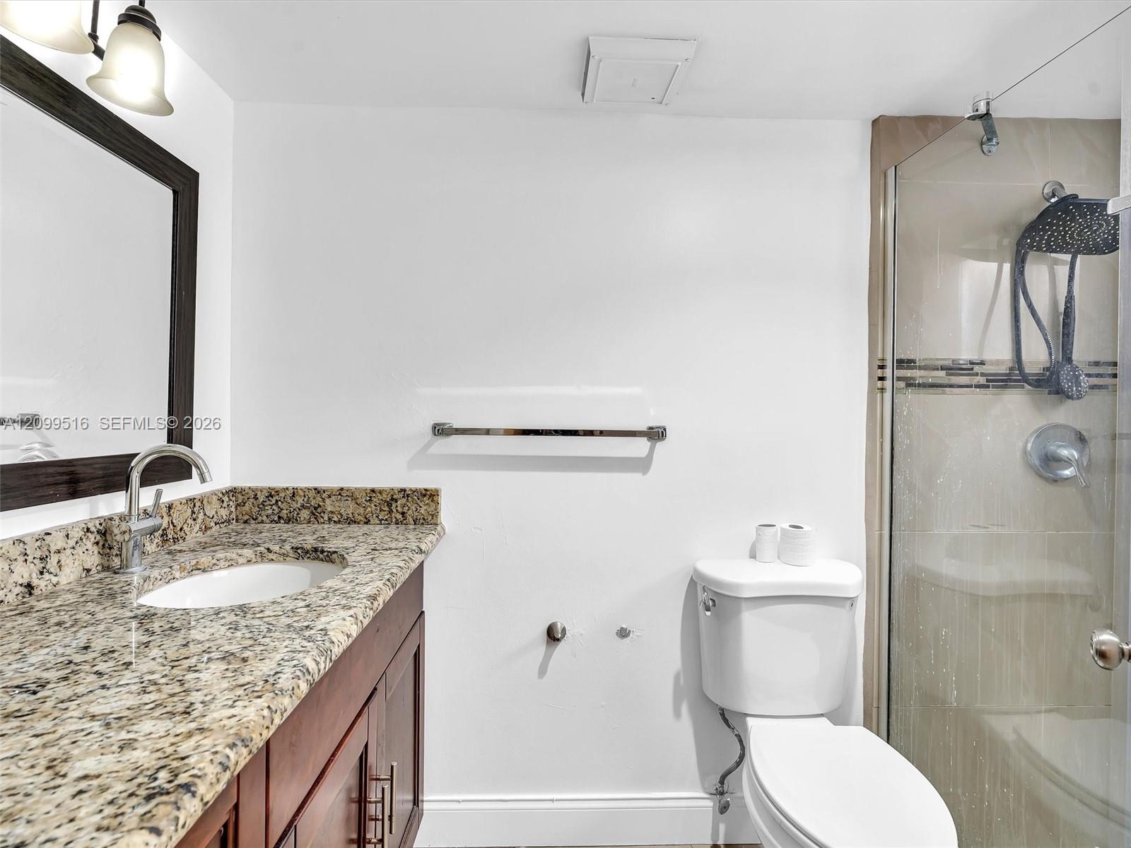 2408 N 35th Avenue 2408 Property Photo 12