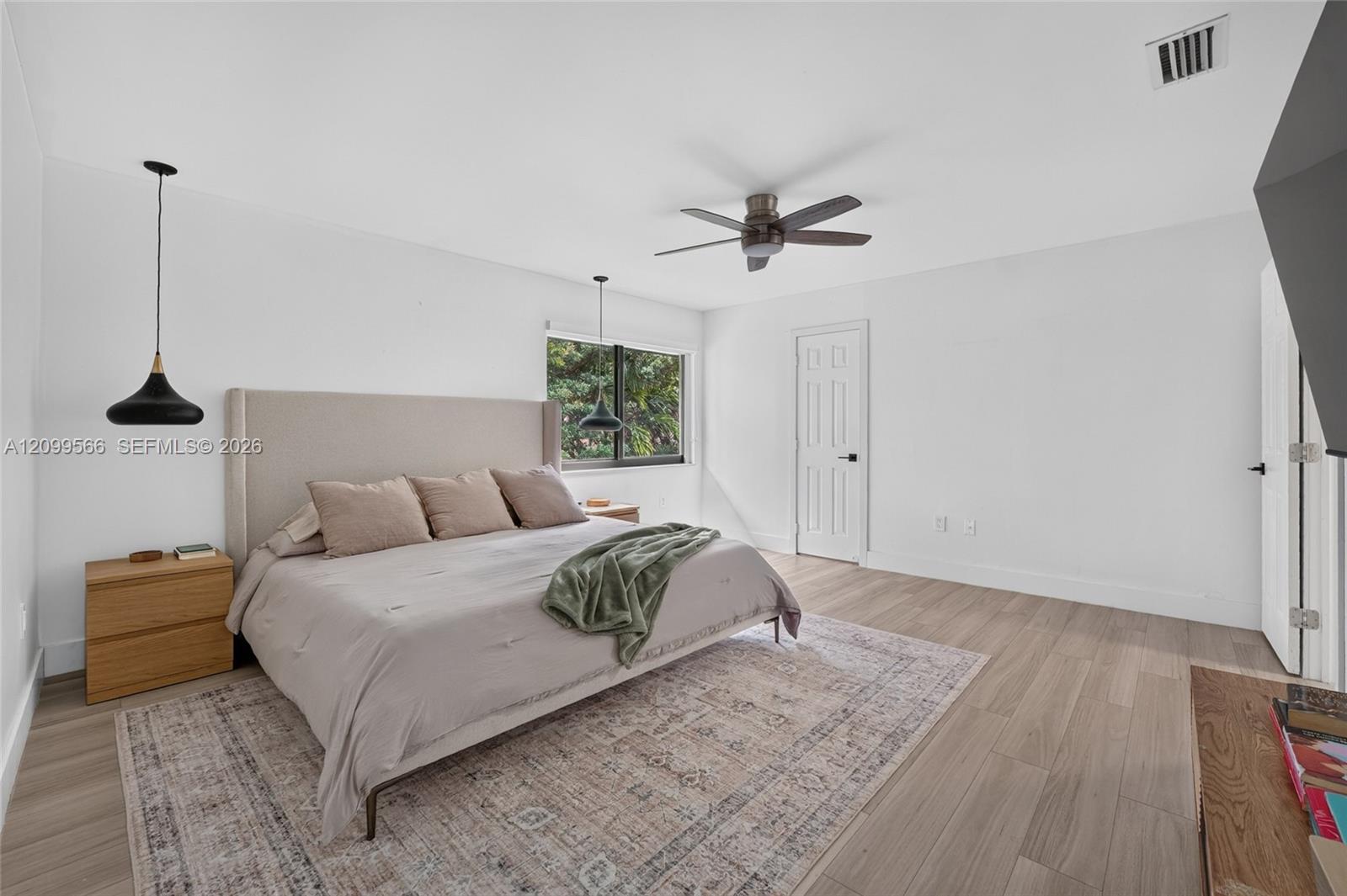 10411 Sw 146th Place Property Photo 32