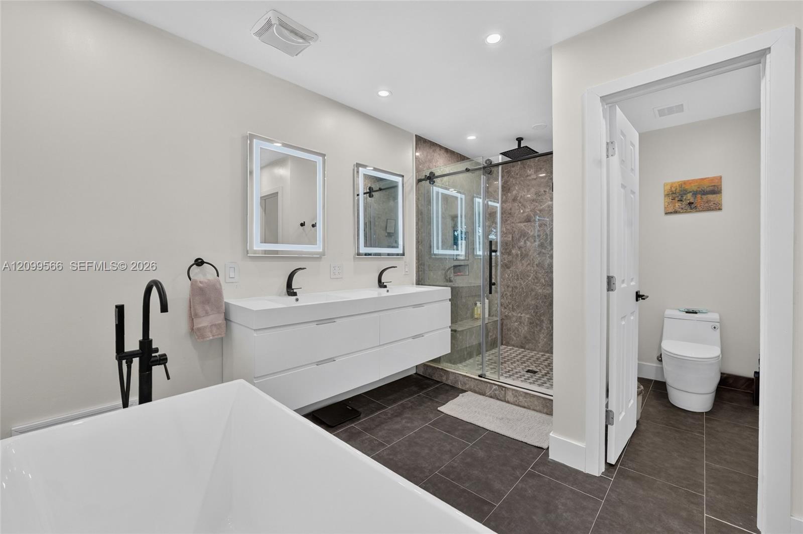 10411 Sw 146th Place Property Photo 36
