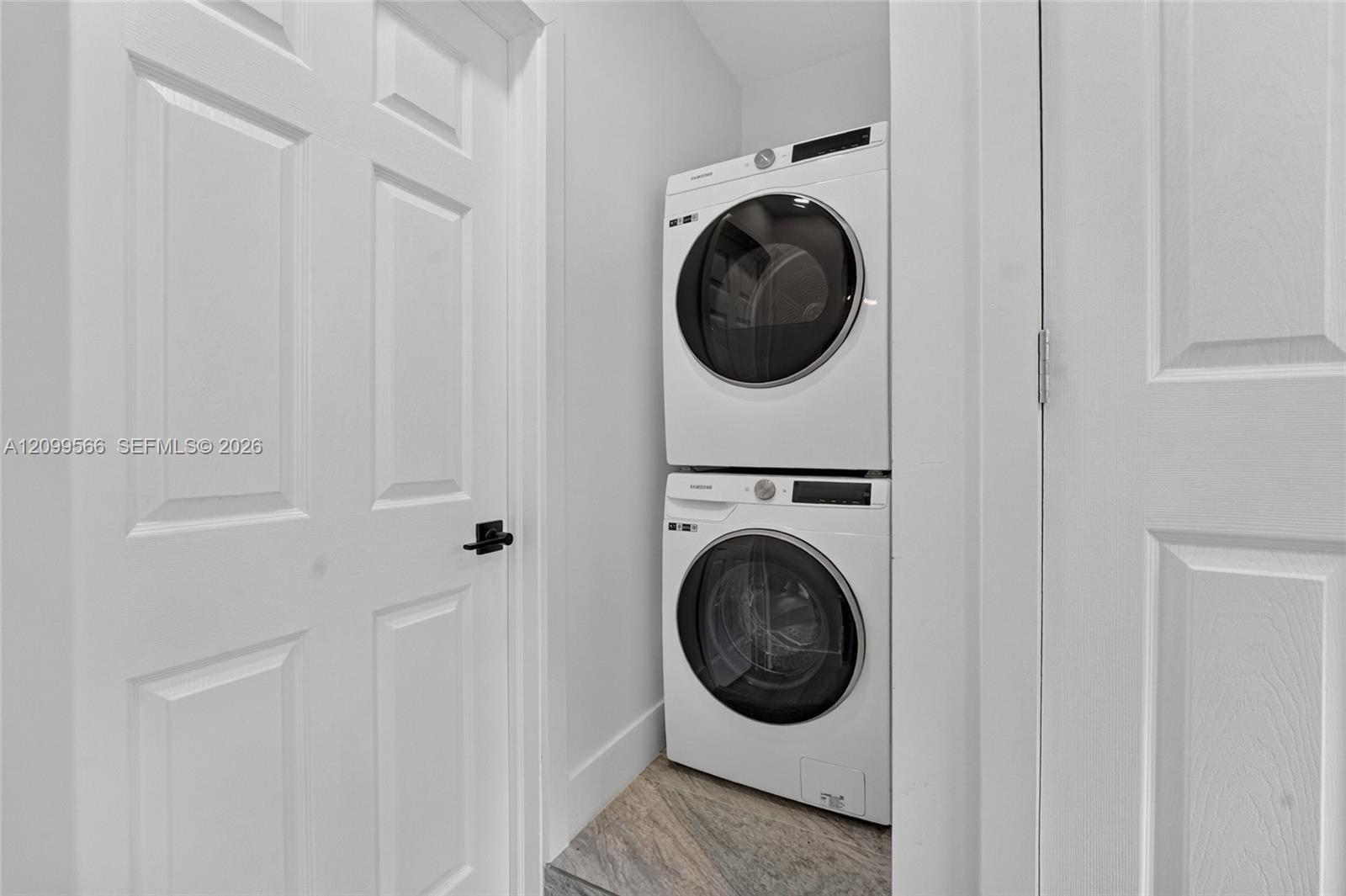 10411 Sw 146th Place Property Photo 54