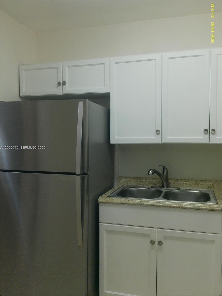 A12099572 Property Photo 9