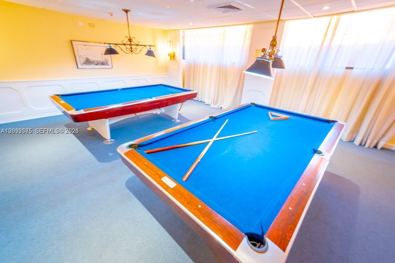 A12099575 Property Photo 3
