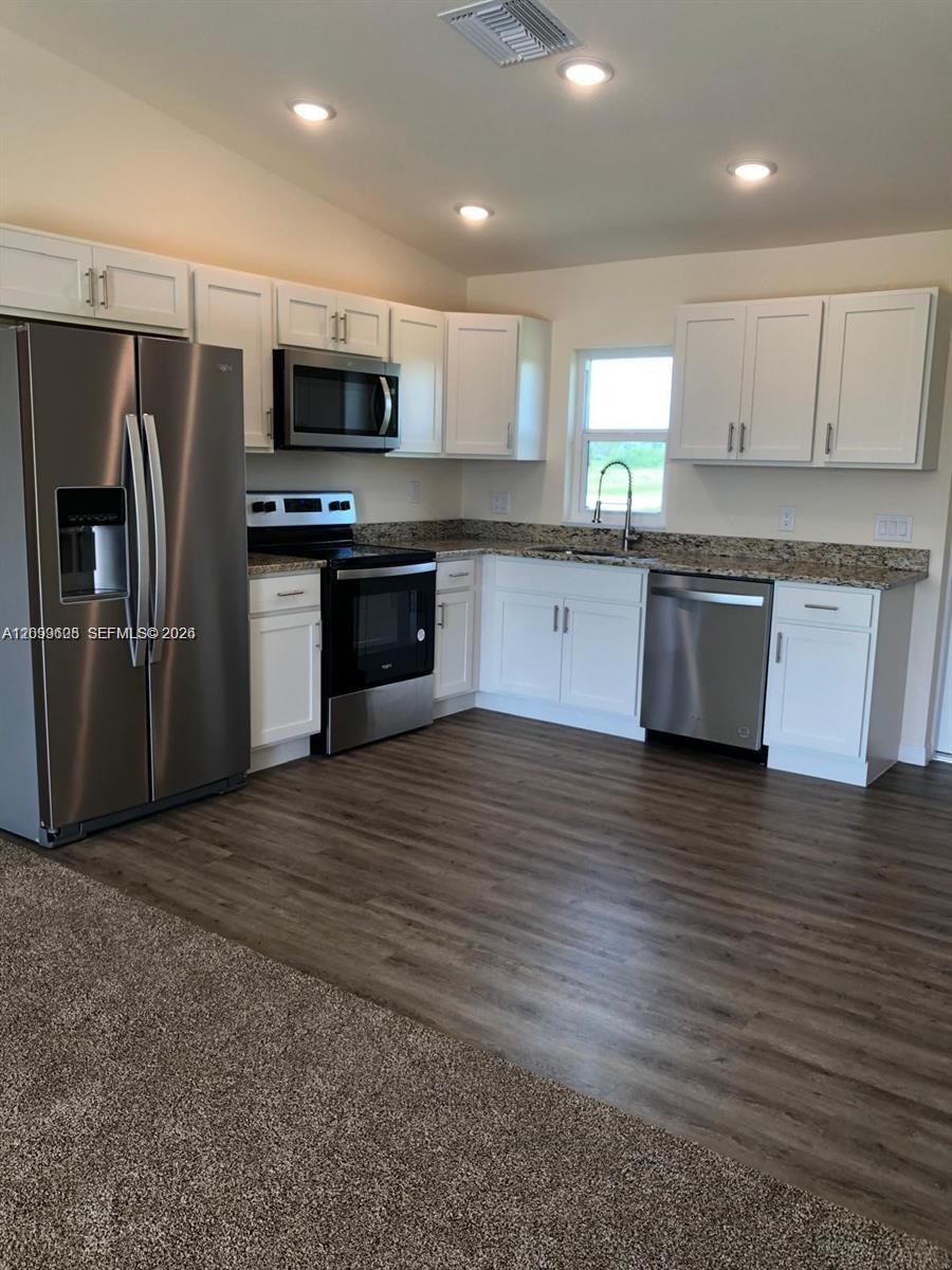 100 Liberty Terrace Property Photo 2