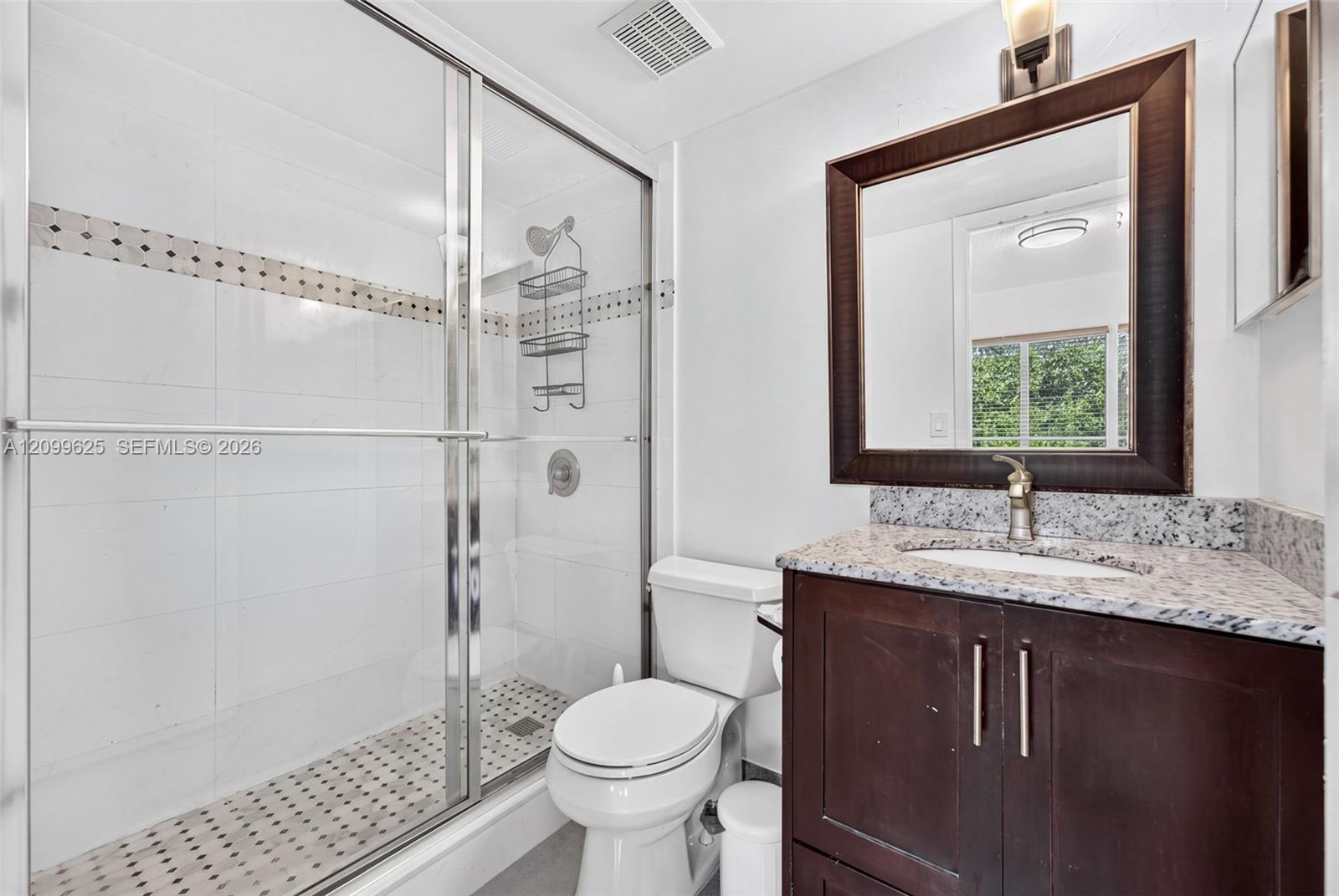 105 Riviera Circle Property Photo 18