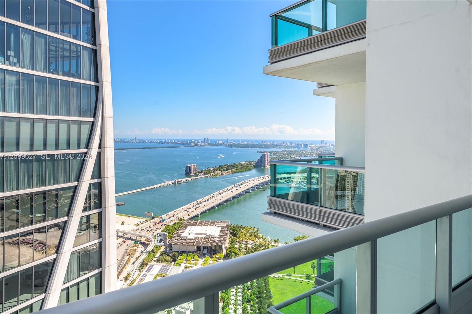900 Biscayne Boulevard 5310 Property Photo 1