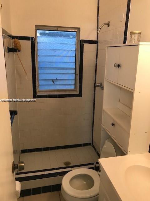A12099629 Property Photo 4