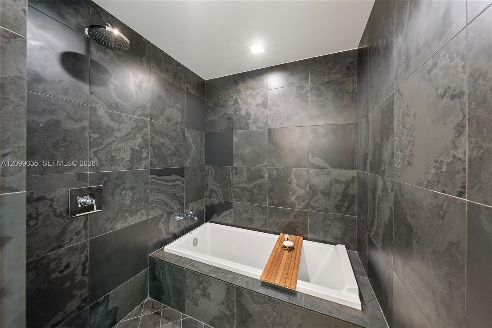 900 Biscayne Boulevard 701 Property Photo 34