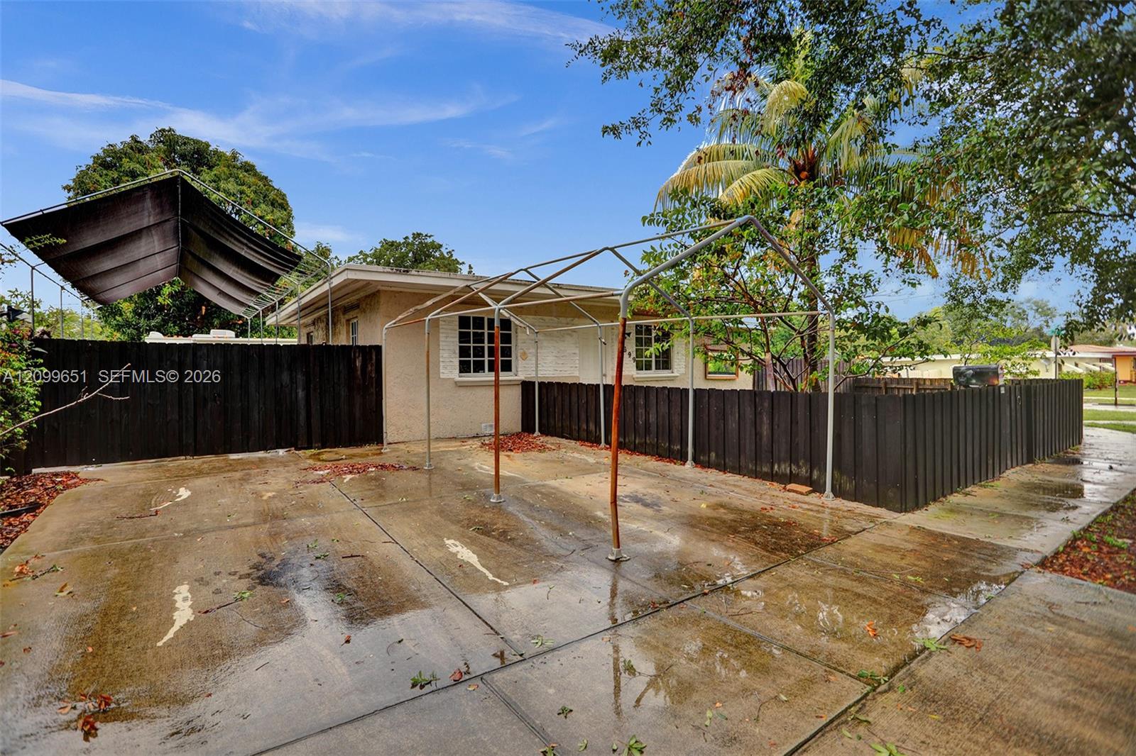 1699 Ne 157th Terrace Property Photo 4