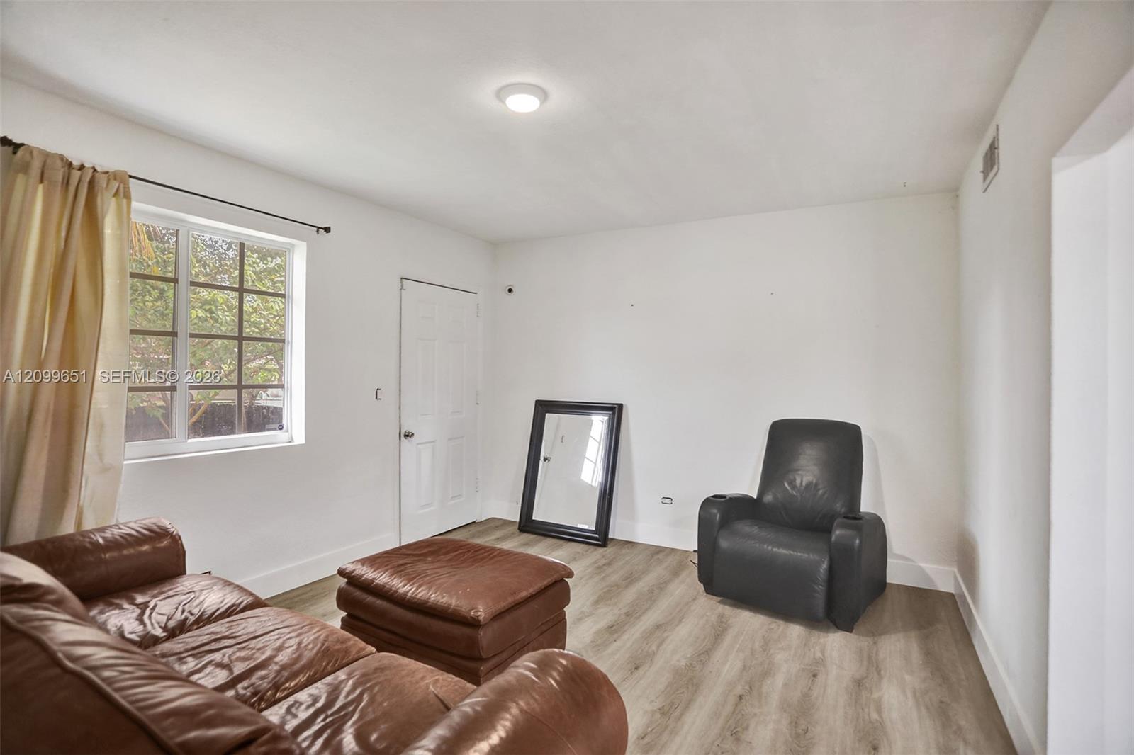 1699 Ne 157th Terrace Property Photo 15