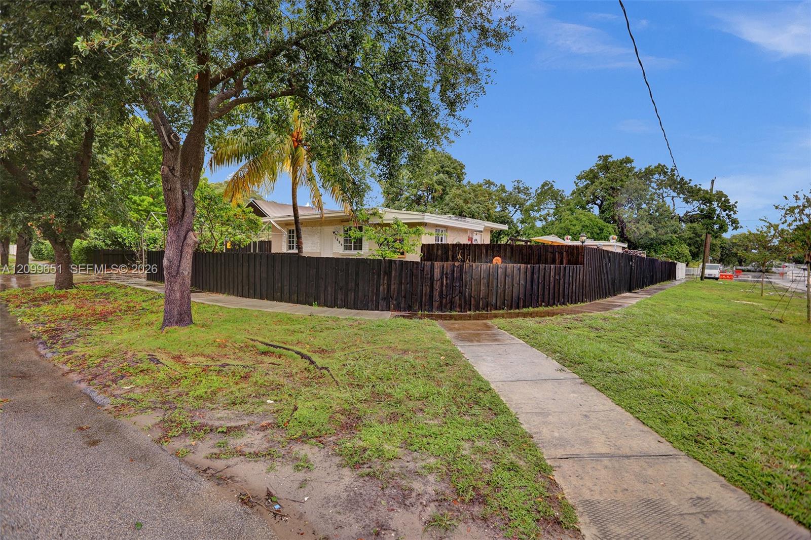 1699 Ne 157th Terrace Property Photo 43