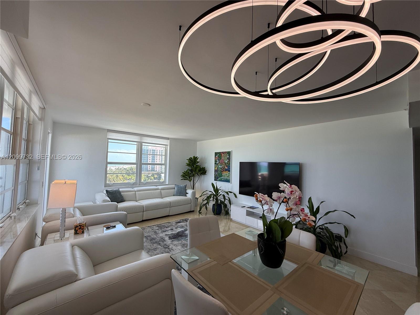 100 Lincoln Road 848 Property Photo 2