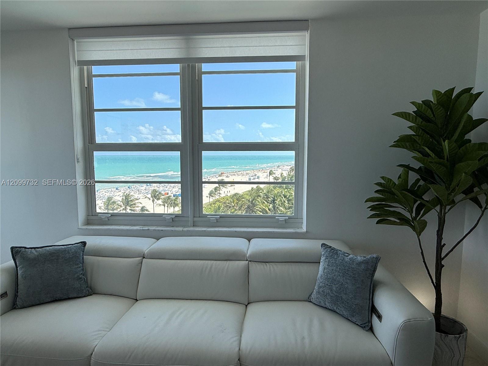 100 Lincoln Road 848 Property Photo 4
