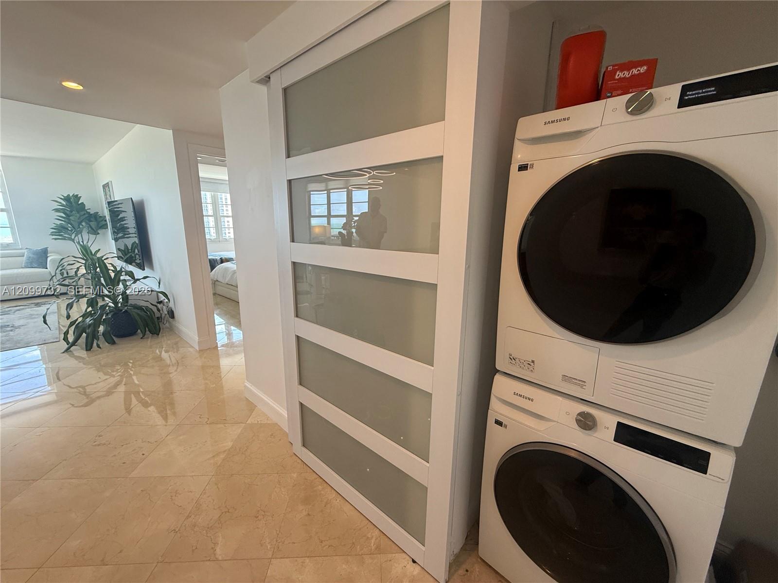 100 Lincoln Road 848 Property Photo 11
